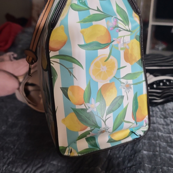 Just Fab Heals Size 11 & Handbag Set NWOT - Picture 3 of 9